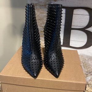 Steve Madden Vapor Black Boots